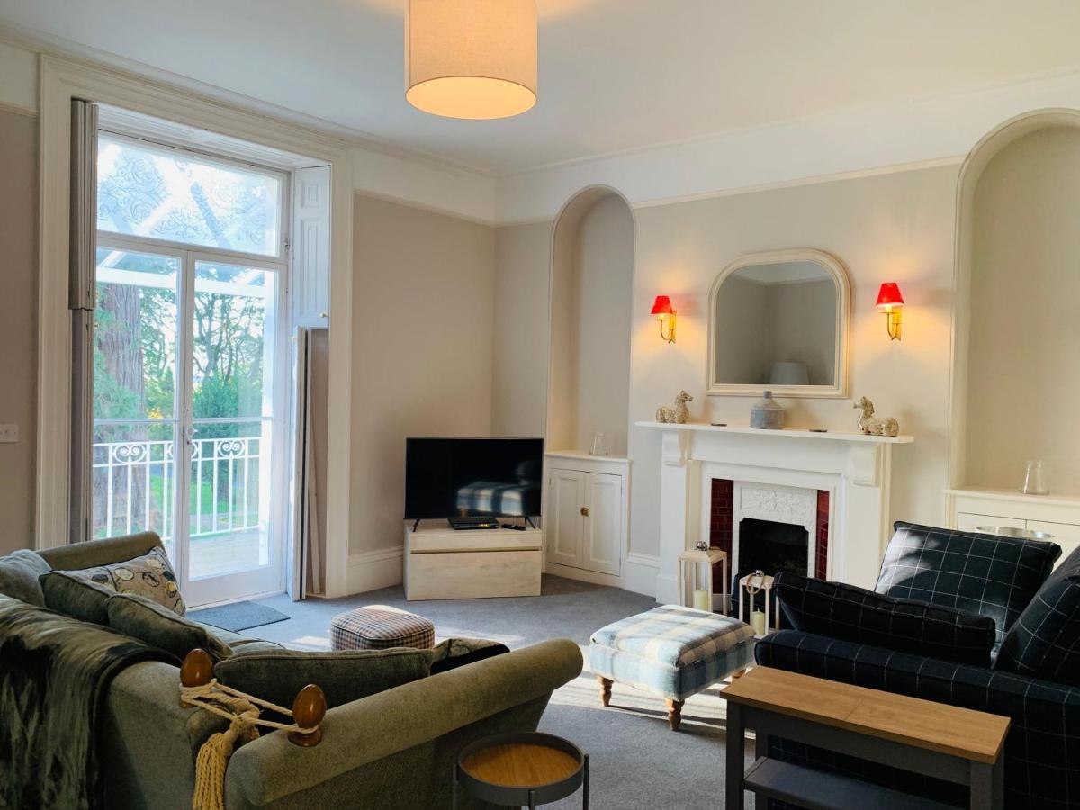 The Westgate Villa Charmouth Luaran gambar